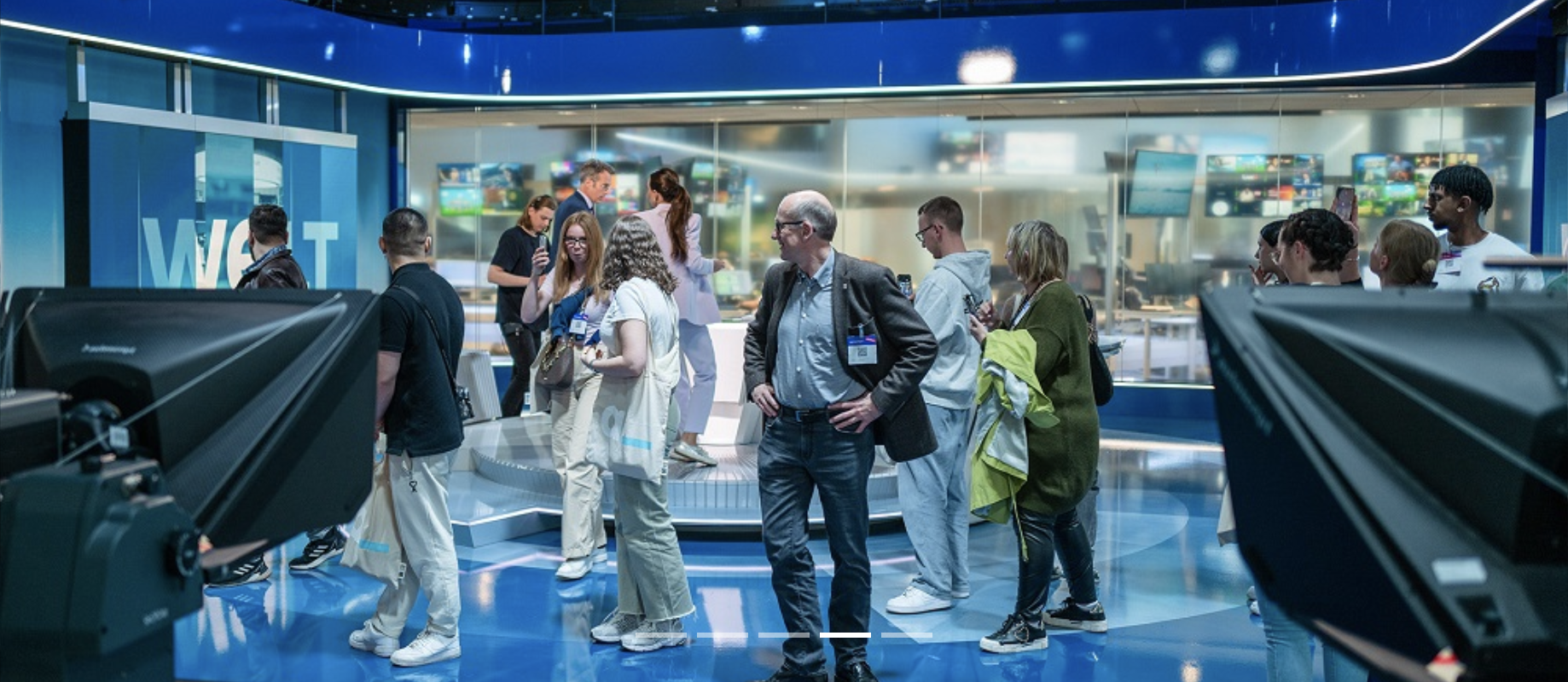 Führung durch das Fernsehstudio von Welt